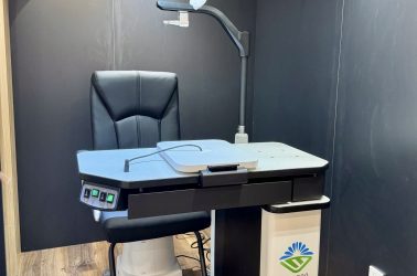 Bộ bàn ghế khám khúc xạ
