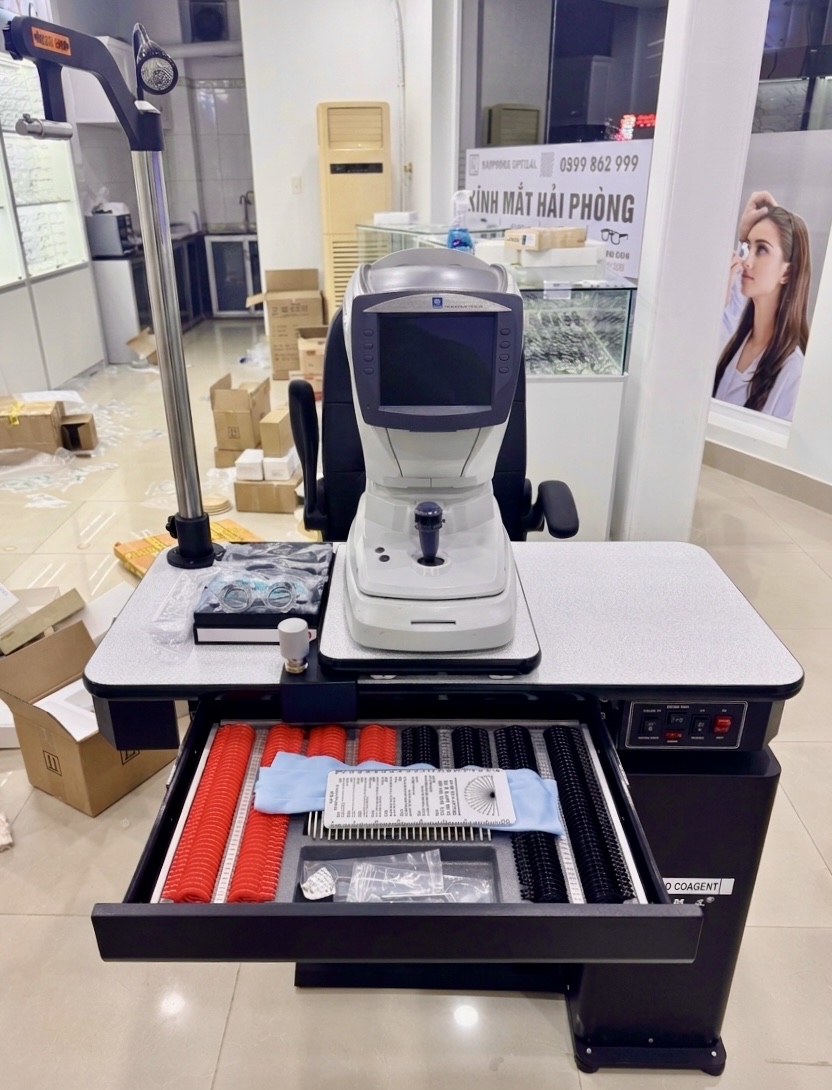 Trang bị đầy đủ máy con hỗ trợ mài lắp kính 