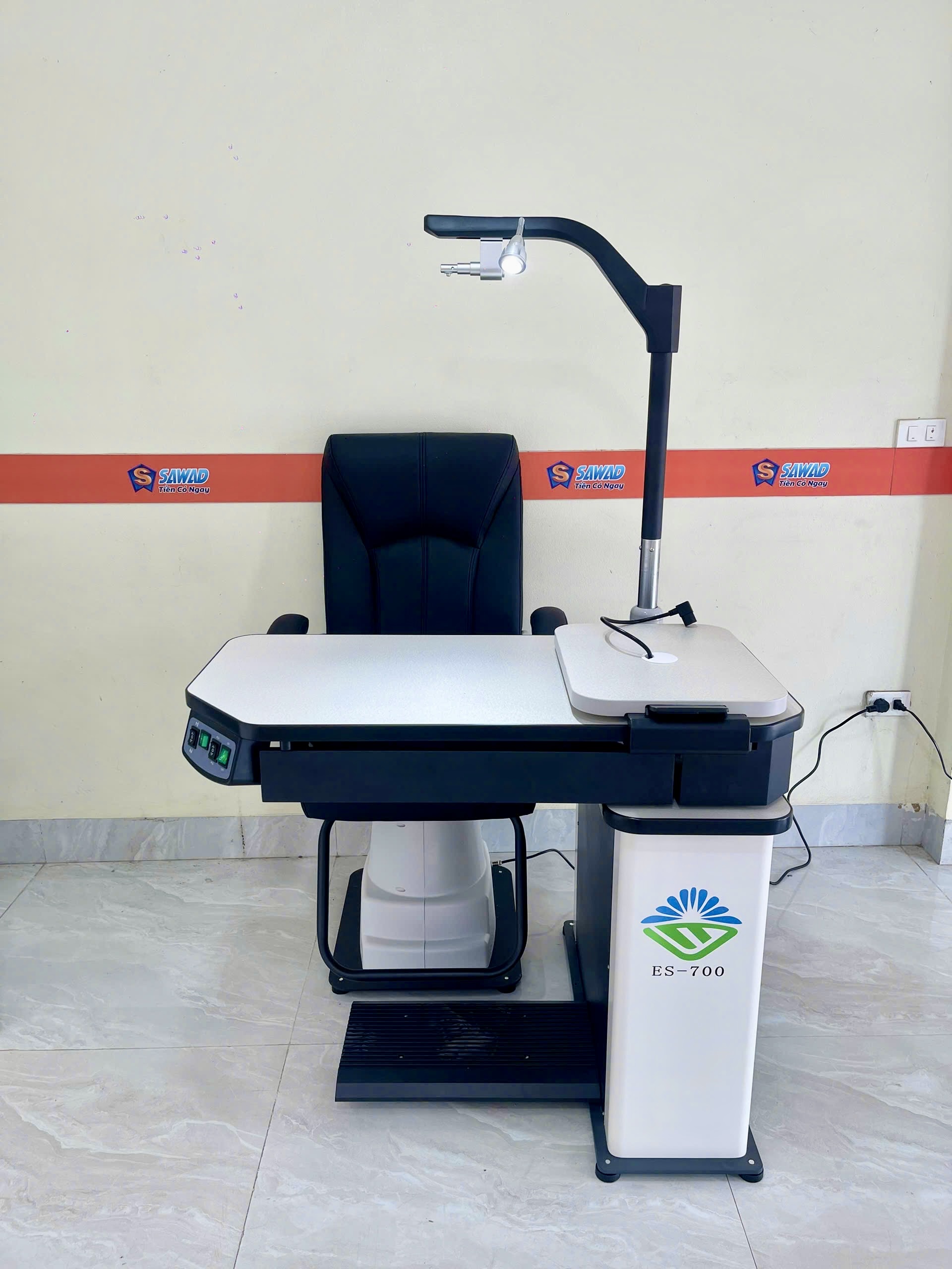 Bộ bàn ghế khám khúc xạ ES-700