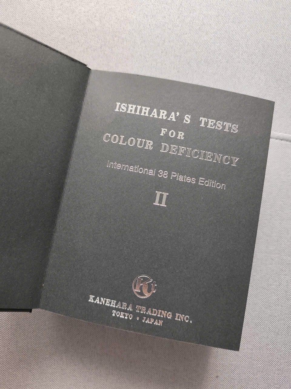 Sách thử mù màu ISHIHARA 38 Tấm