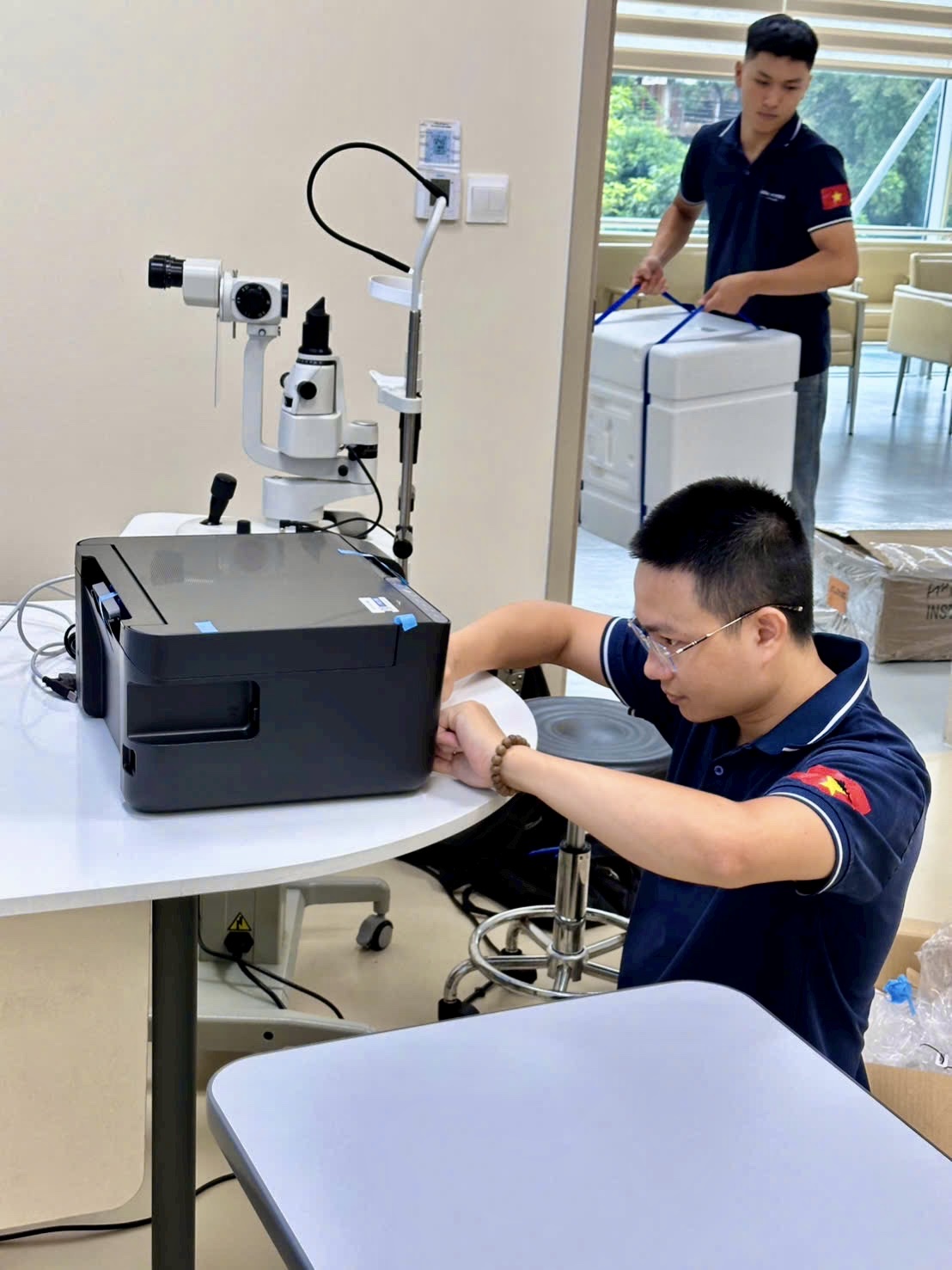 Bàn giao và lắp đặt tại Bệnh viện Đại học Phenikaa