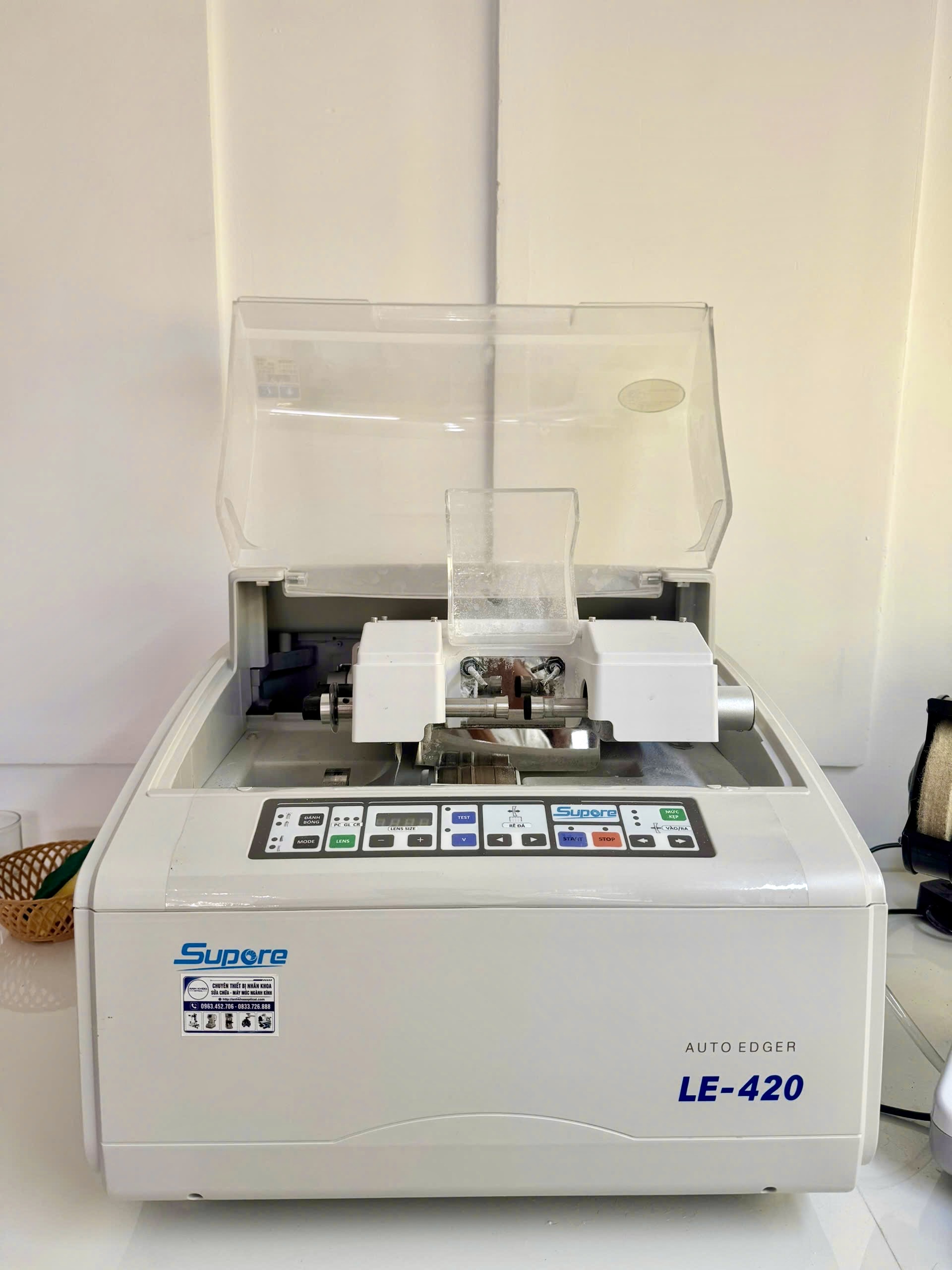 Máy mài kính LE-420