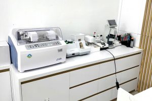 Máy mài kính ALE-980PL cùng dàn máy con đi kèm