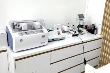 Máy mài kính ALE-980PL cùng dàn máy con đi kèm