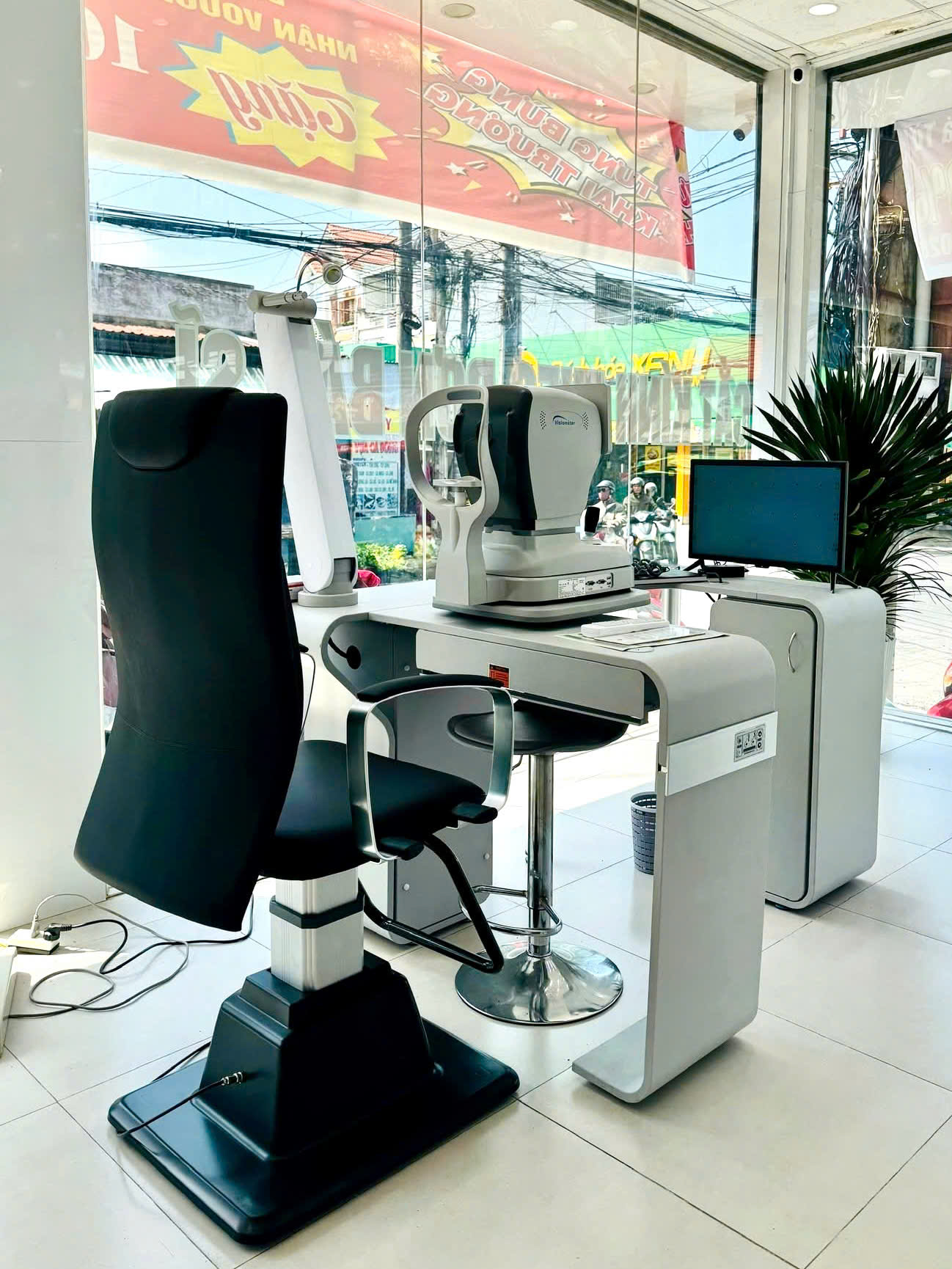 Bộ bàn ghế khám khúc xạ C-8