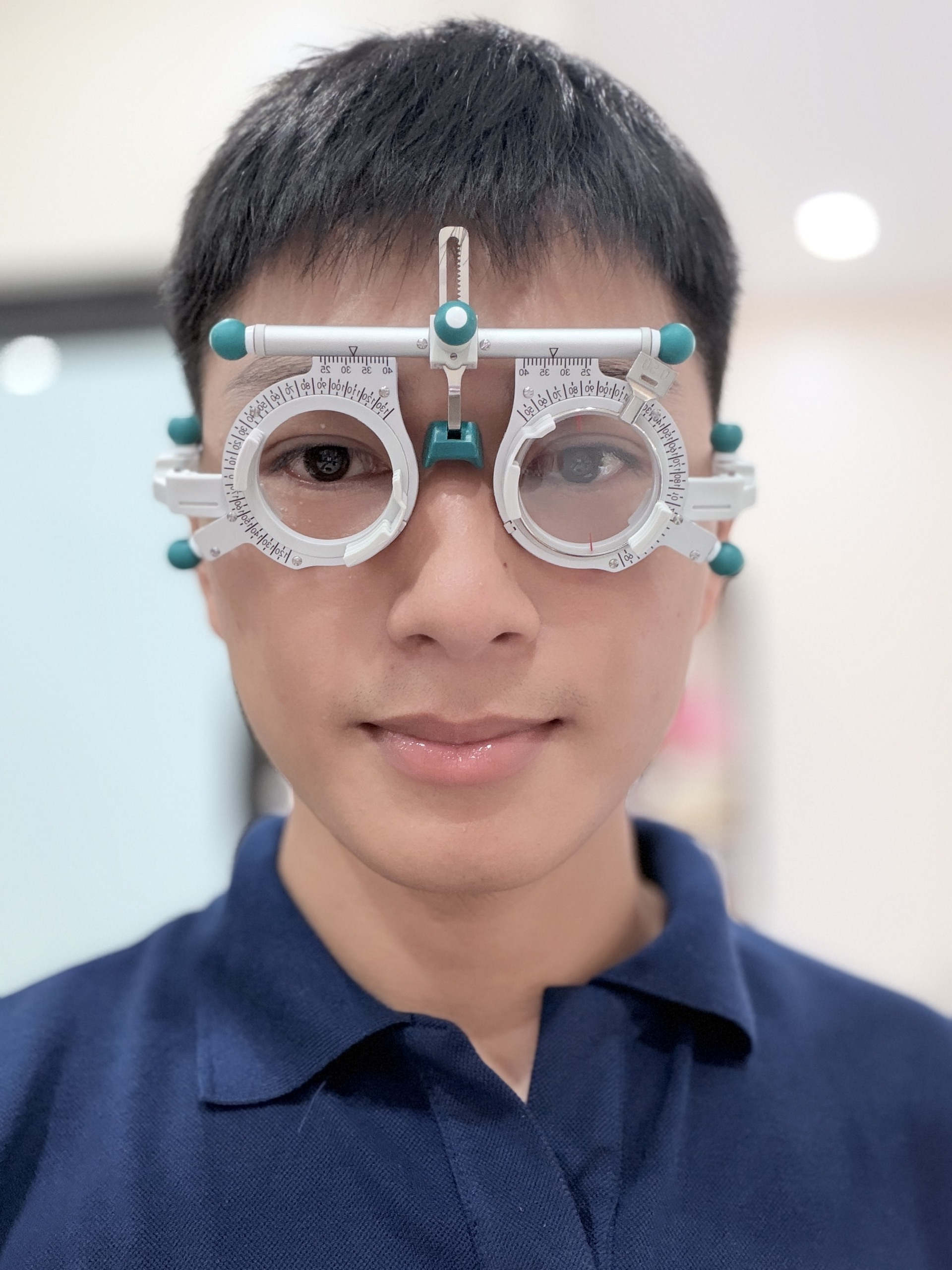 Gọng kính thử khúc xạ đa năng